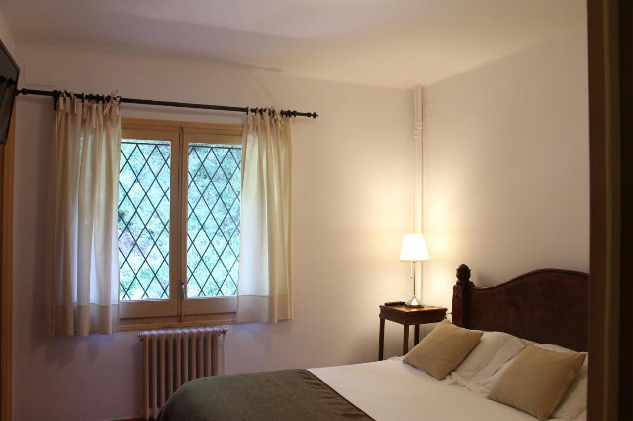 Hostal L'Ou De Reig Montseny Ngoại thất bức ảnh