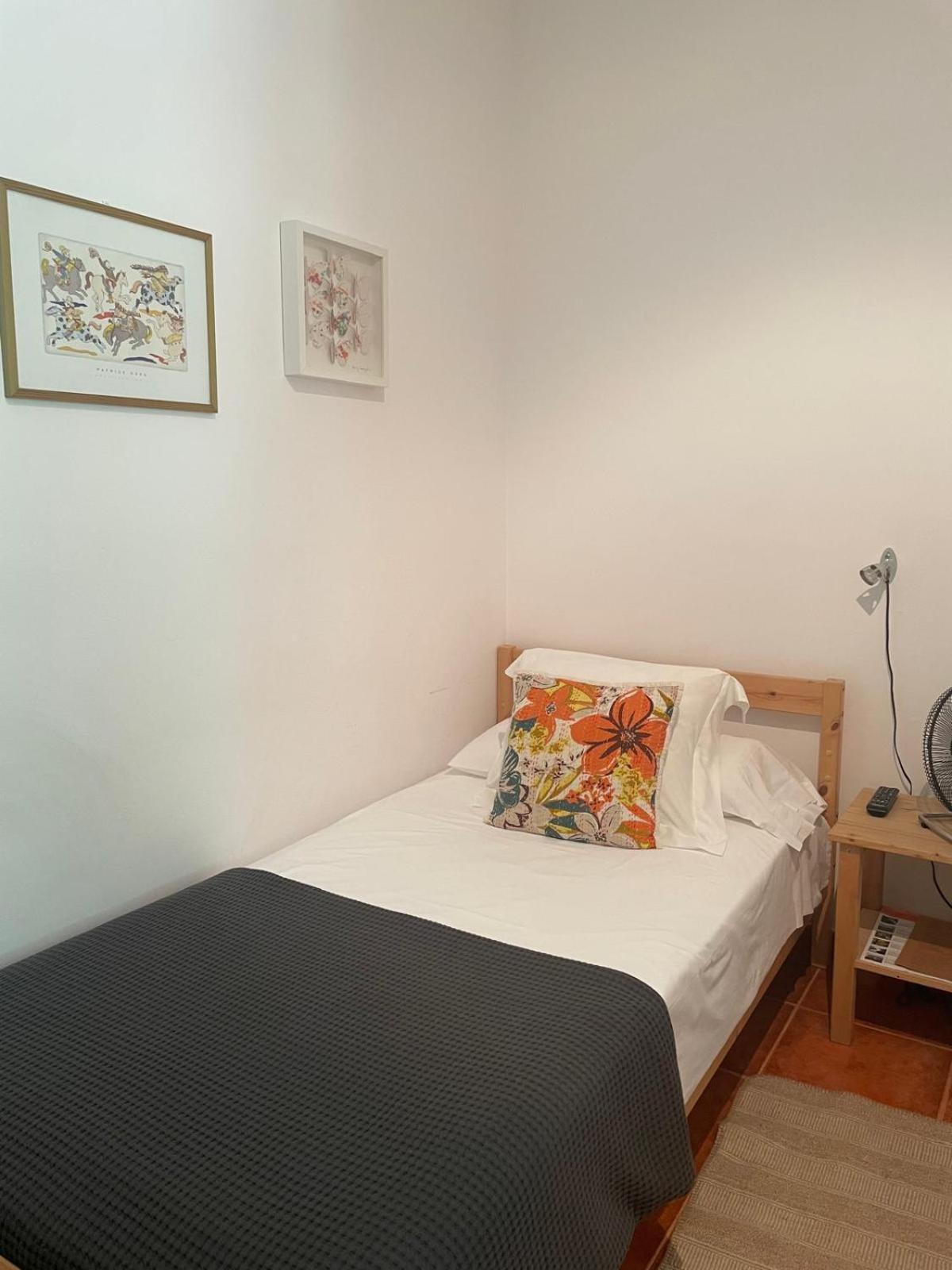 Hostal L'Ou De Reig Montseny Ngoại thất bức ảnh