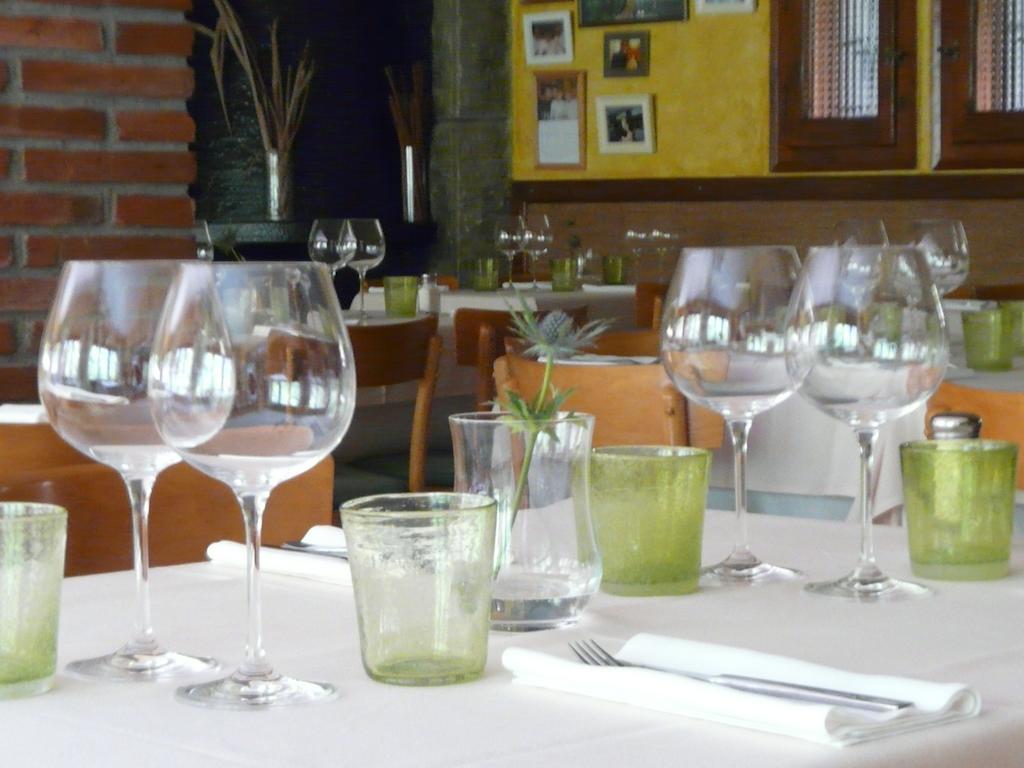 Hostal L'Ou De Reig Montseny Ngoại thất bức ảnh