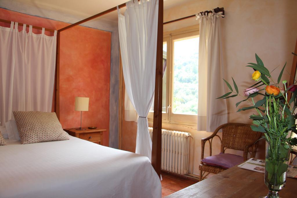 Hostal L'Ou De Reig Montseny Ngoại thất bức ảnh