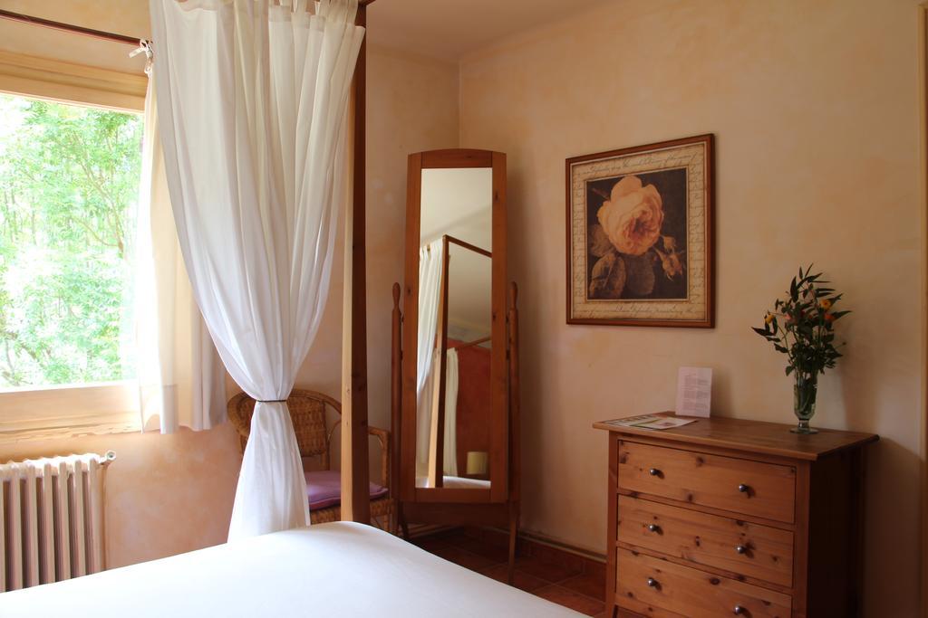 Hostal L'Ou De Reig Montseny Ngoại thất bức ảnh